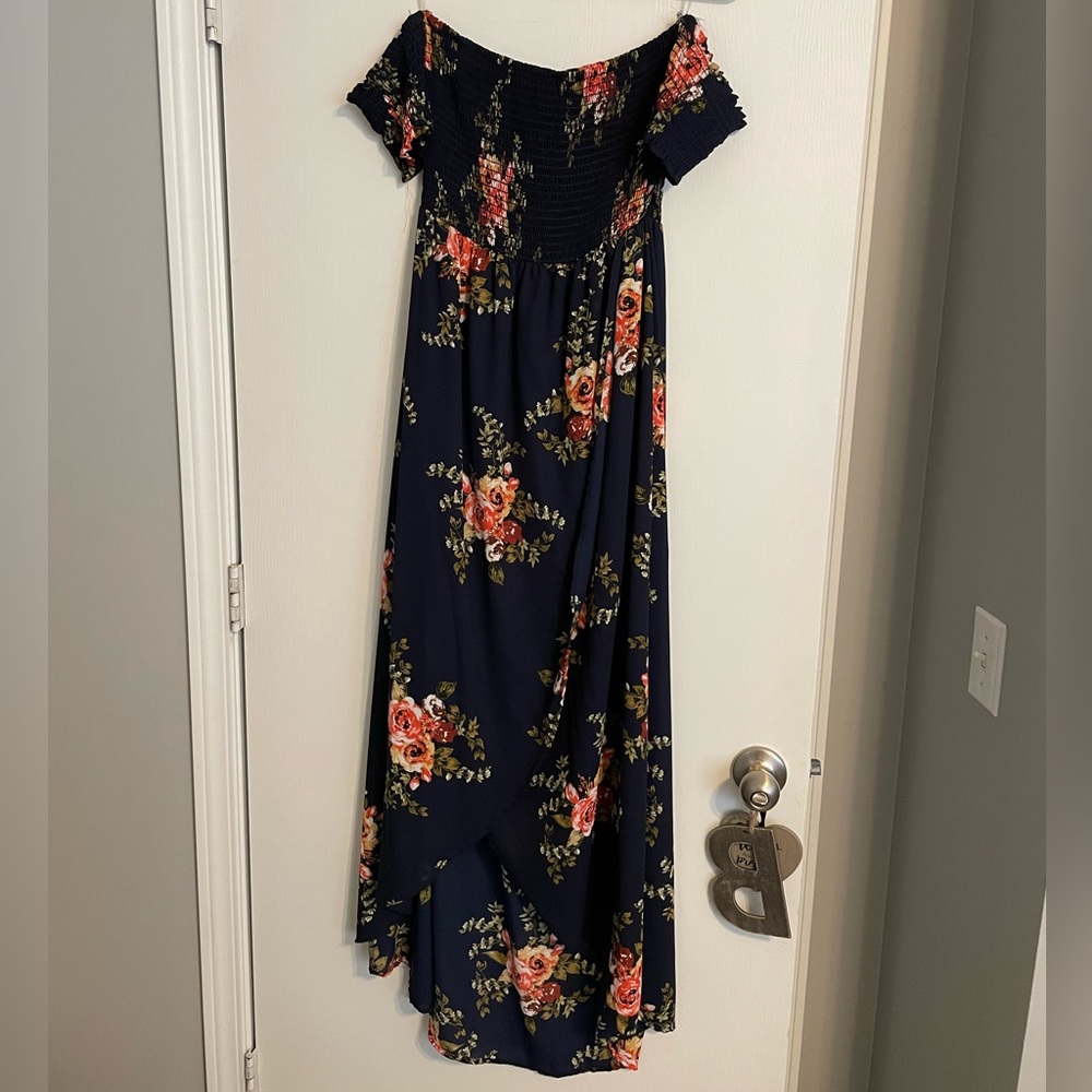 ✨Altar’d State Hi-Low Floral Dress✨